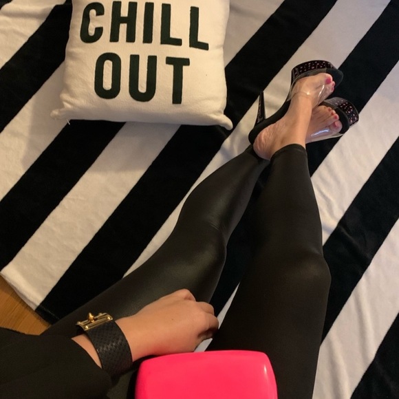 MAKE AN OFFER BLACKLIGHT ELLIE PLATFORM HEELS GREAT FOR POLE DANCING CLASS - Picture 5 of 7